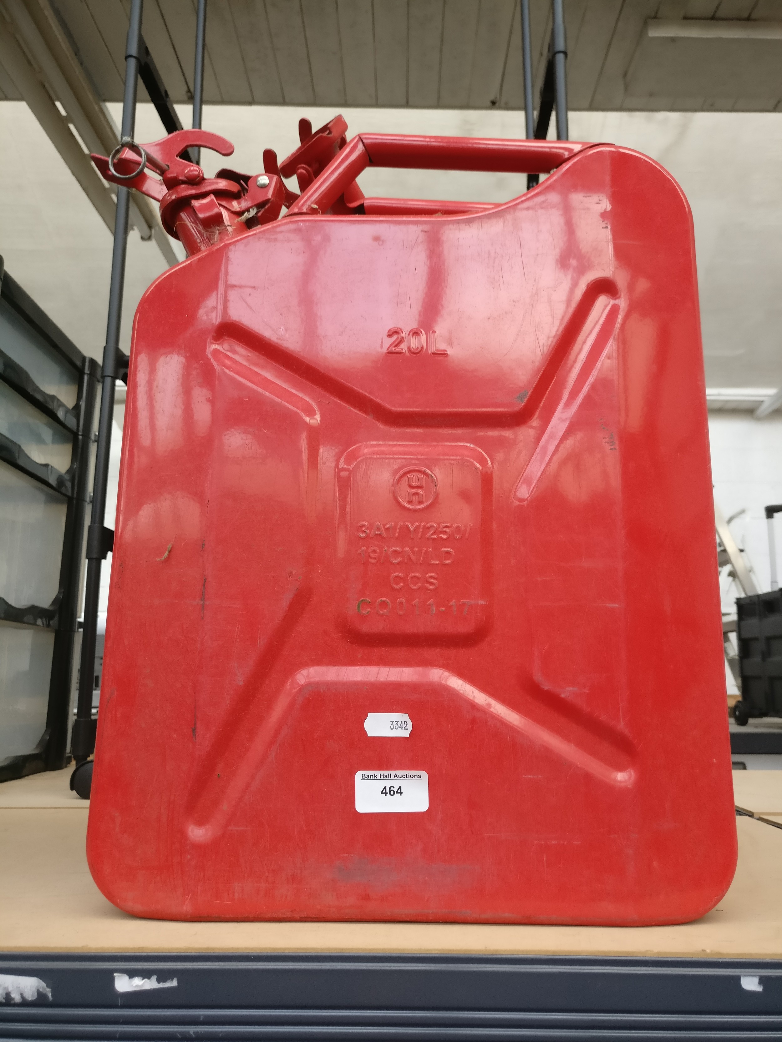 Lot 464