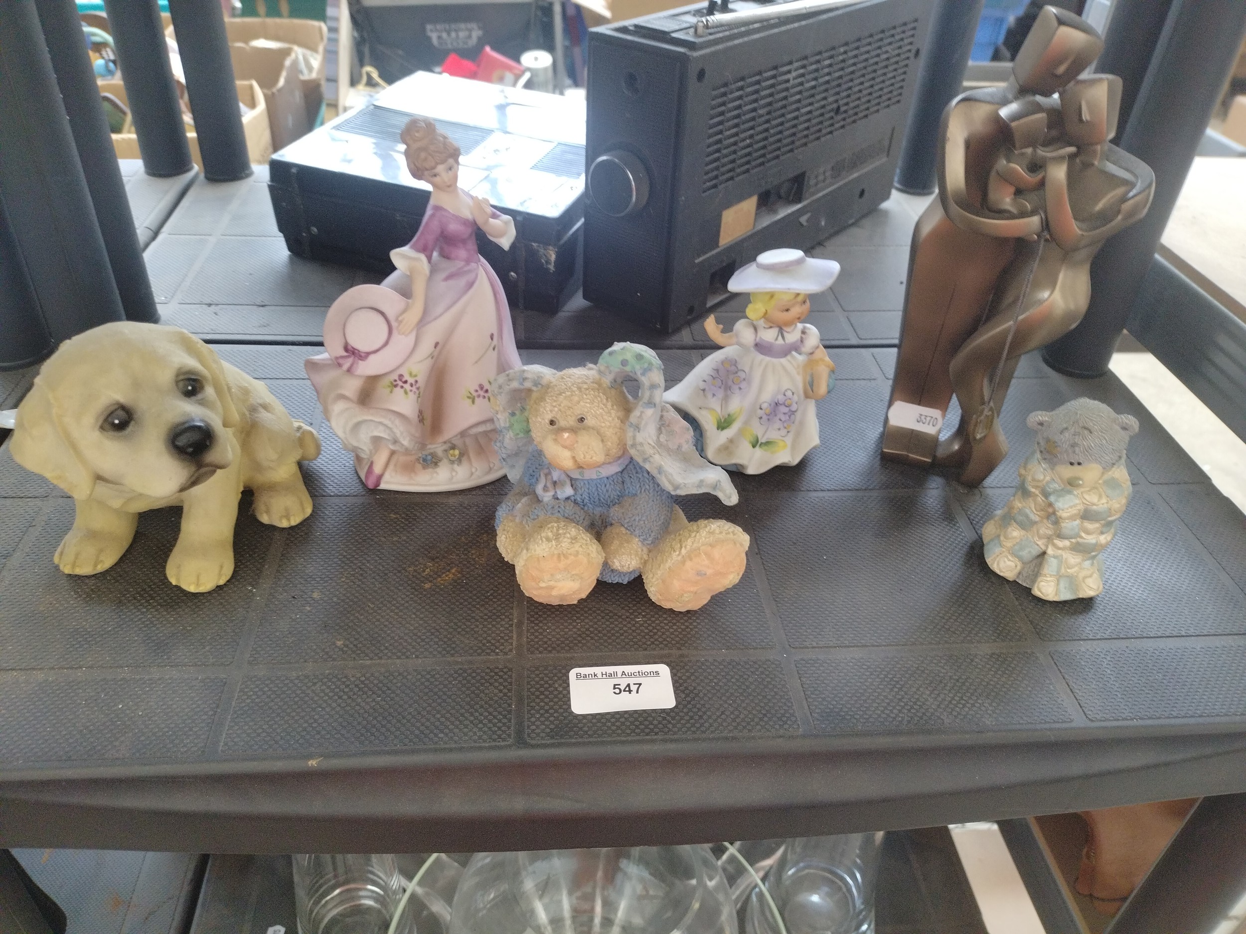 Lot 547