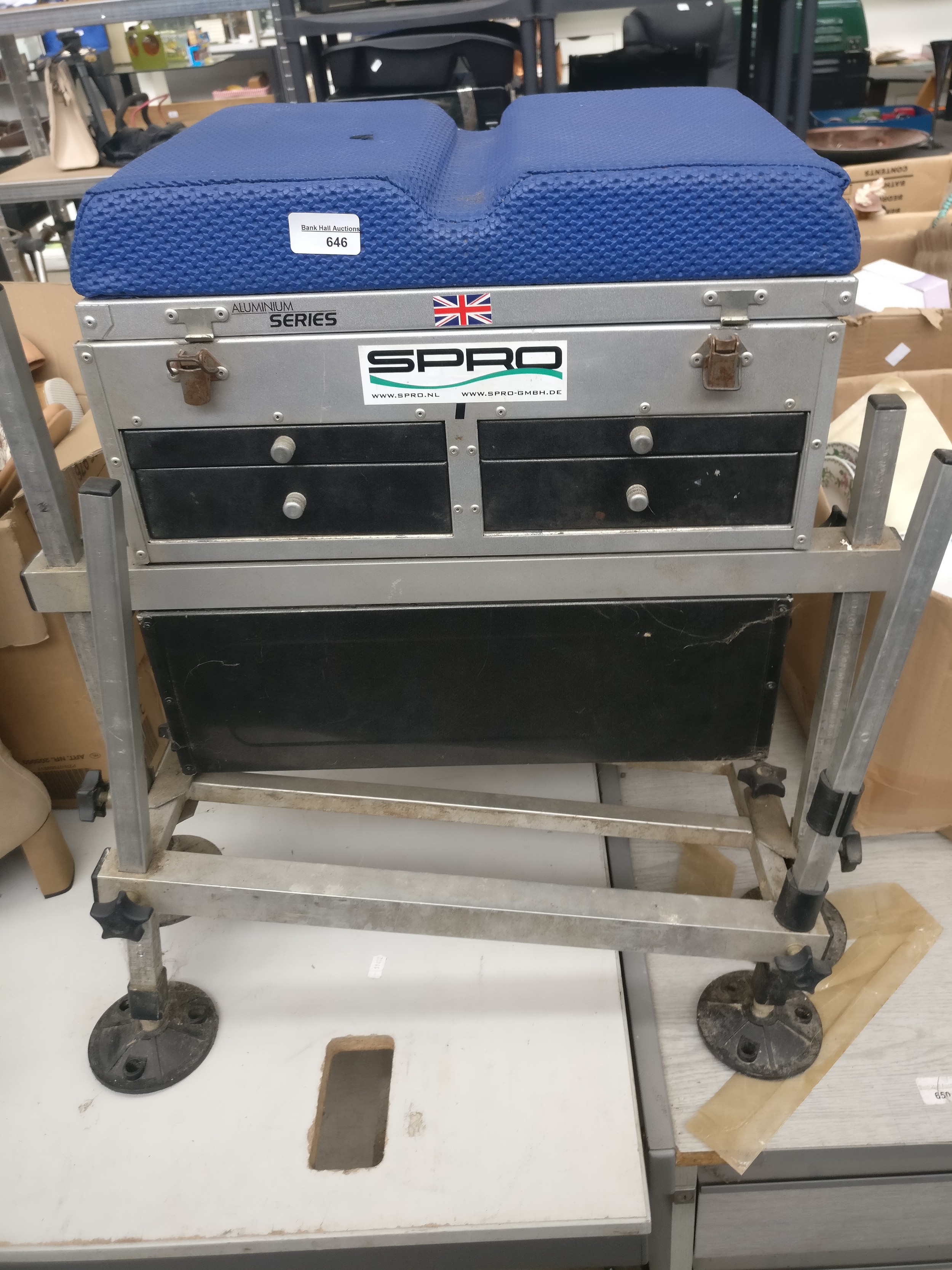Lot 646
