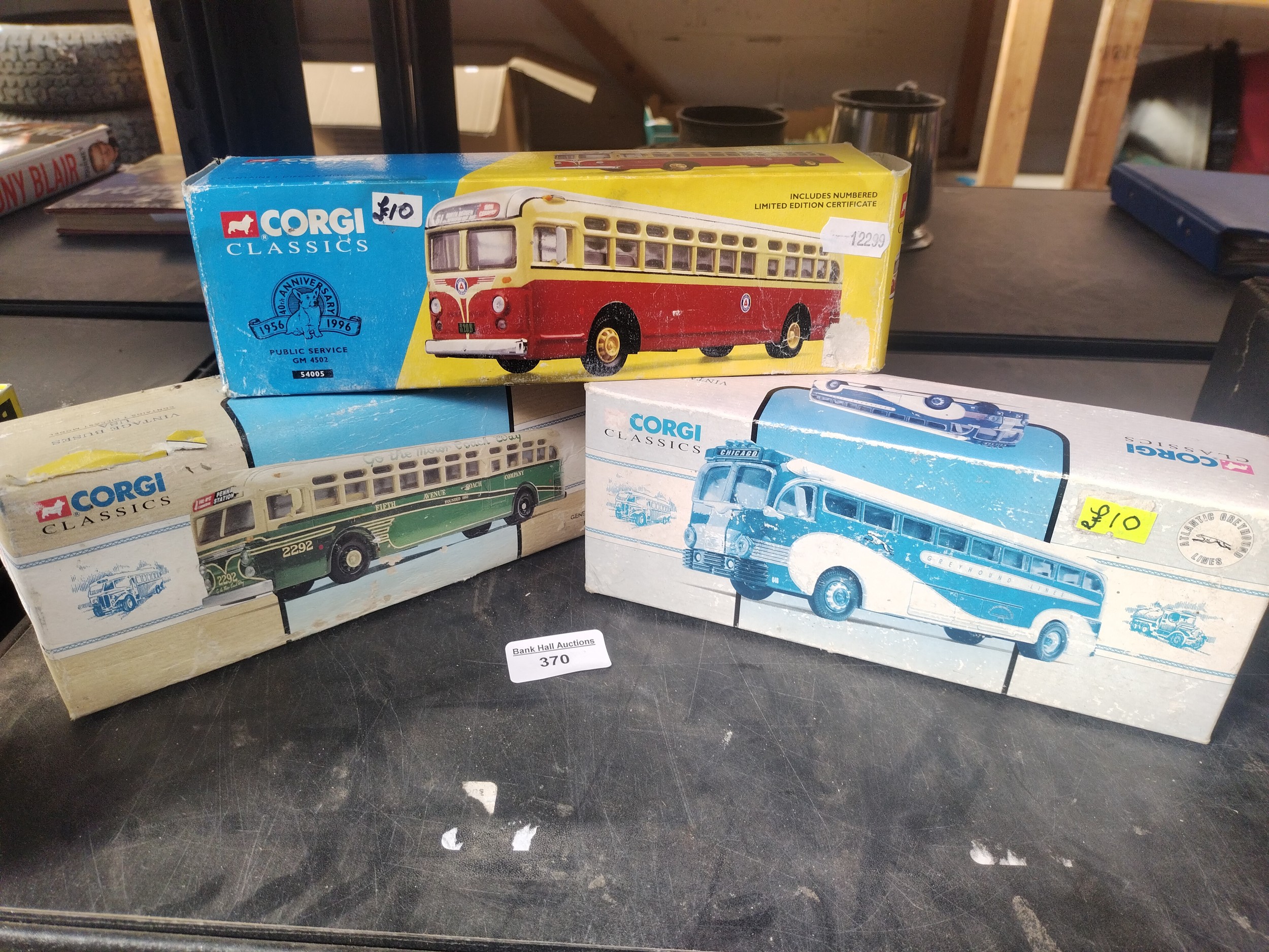 Lot 370