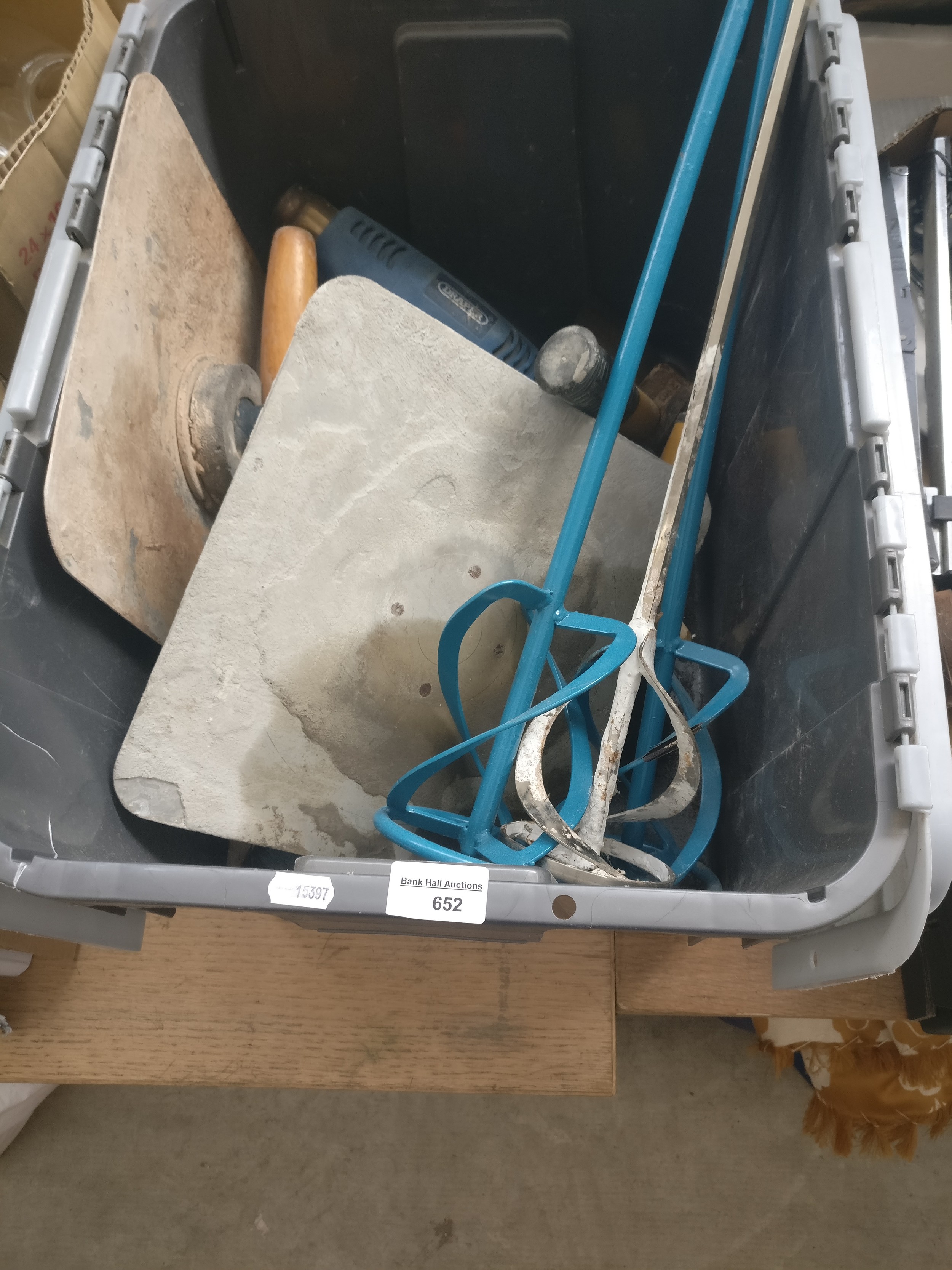Lot 652