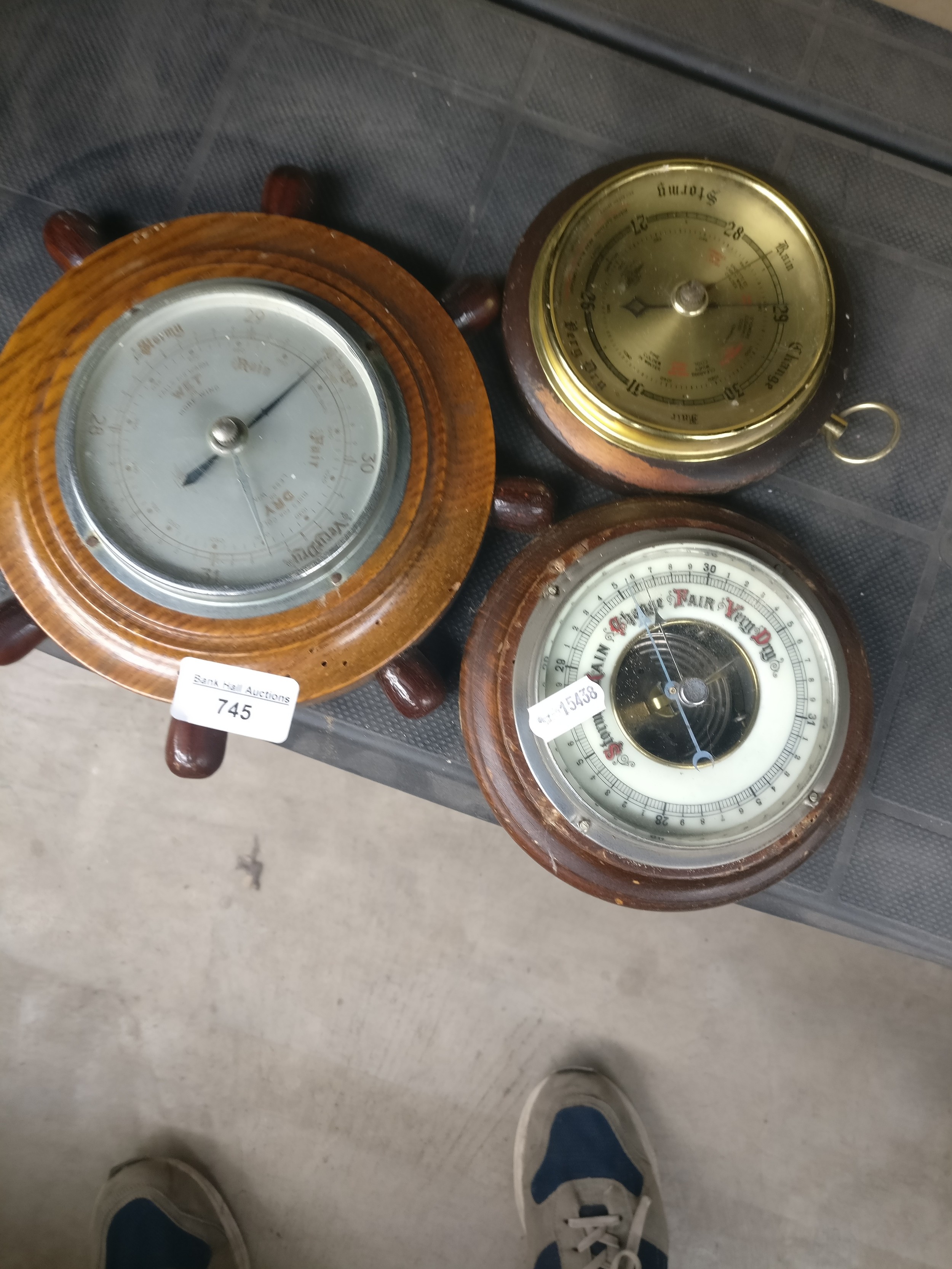 Lot 745