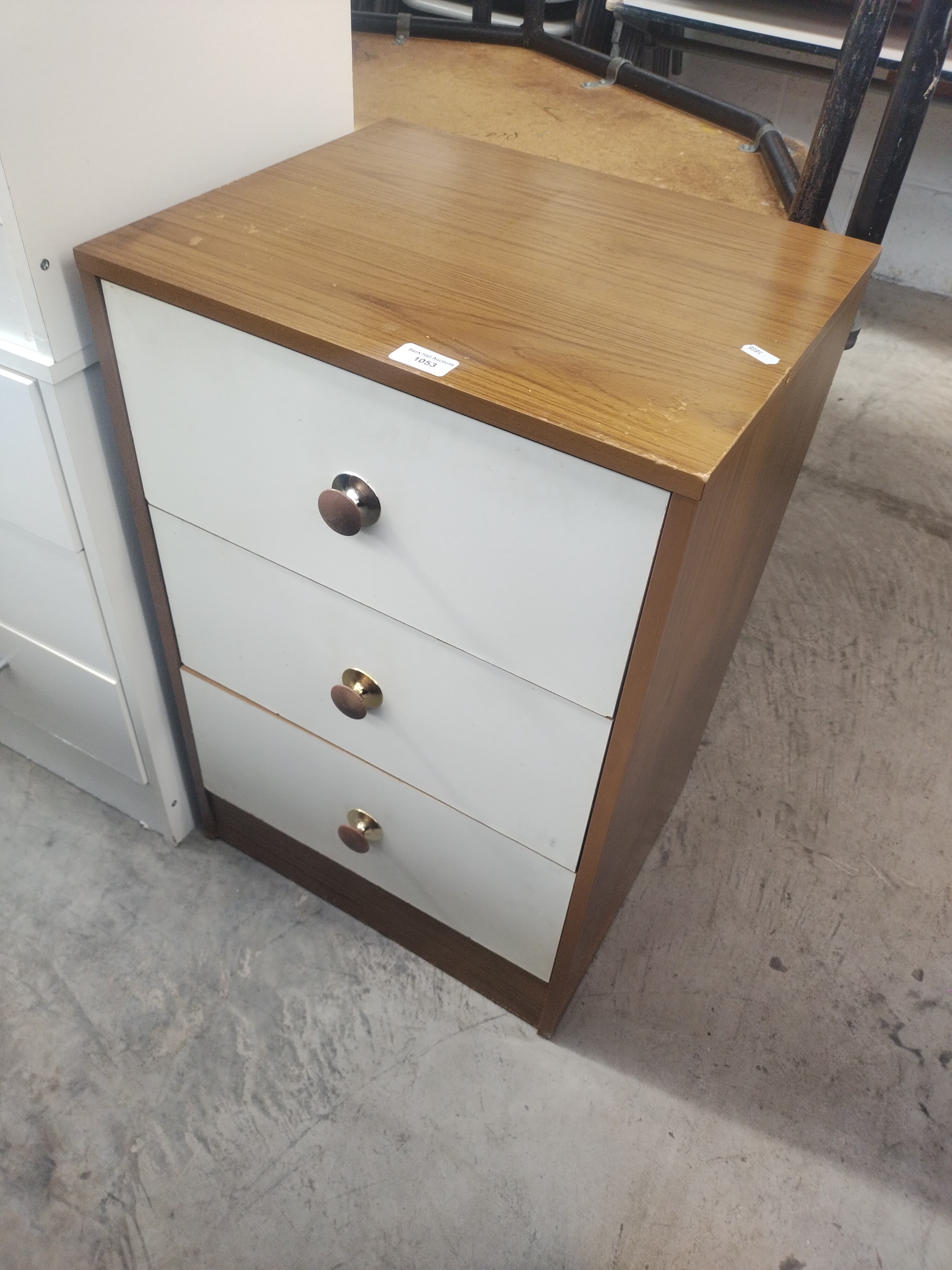 A small 3 drawer bedside chest