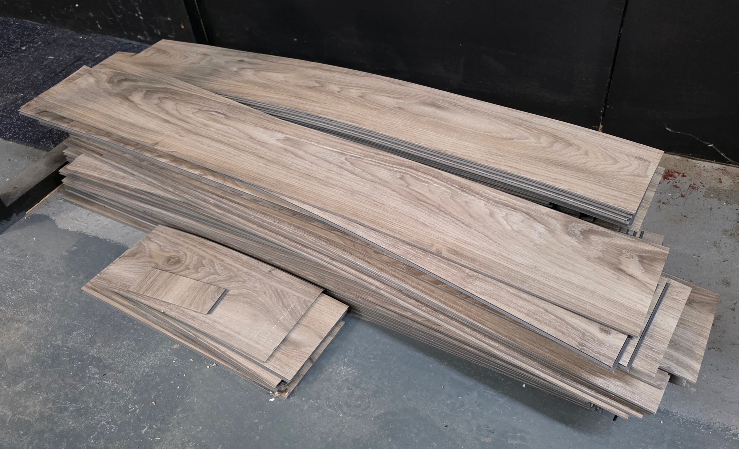 Pile of good quality flooring *Collection from the vendors address in Blackburn*