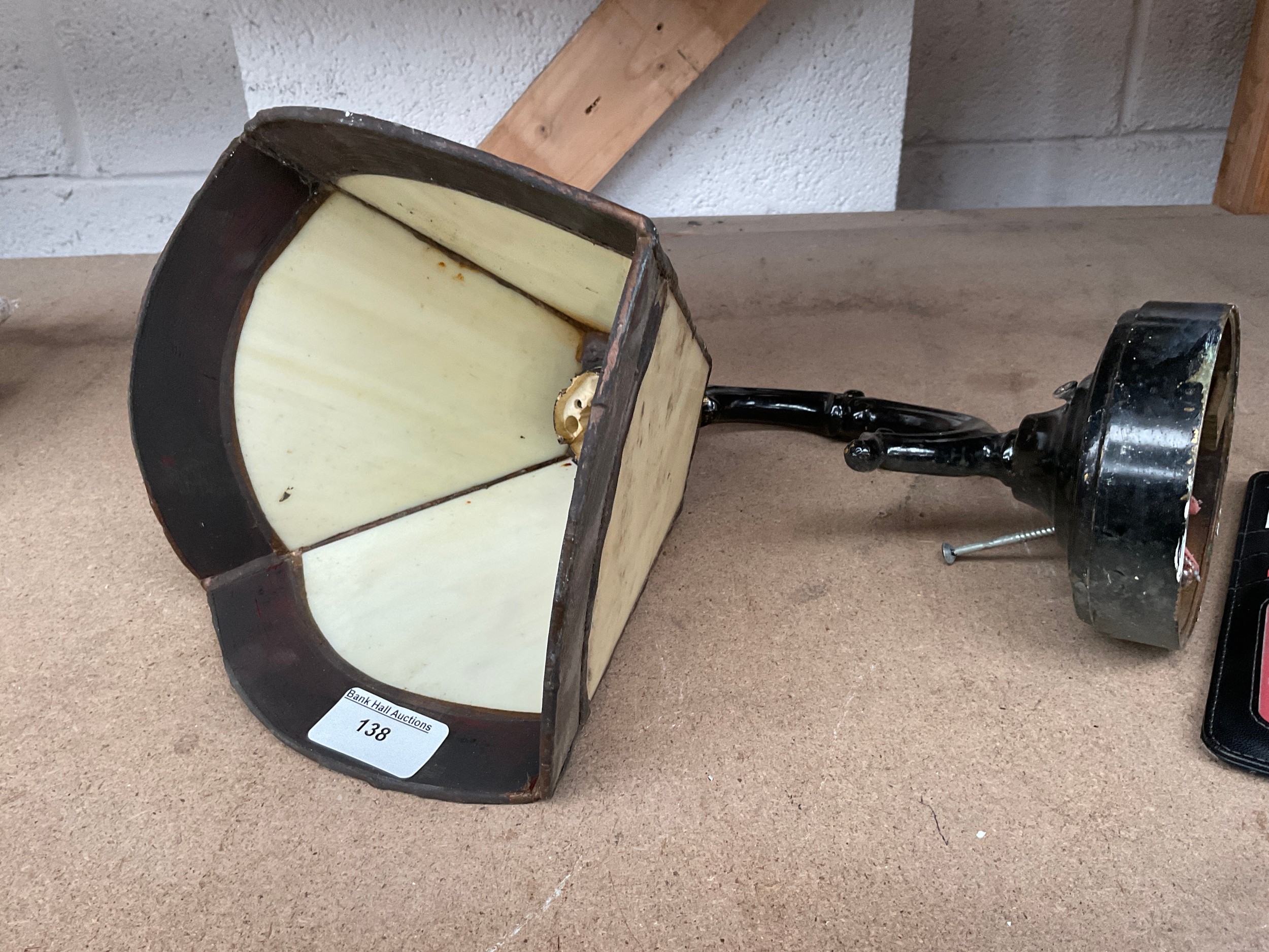 Lot 138