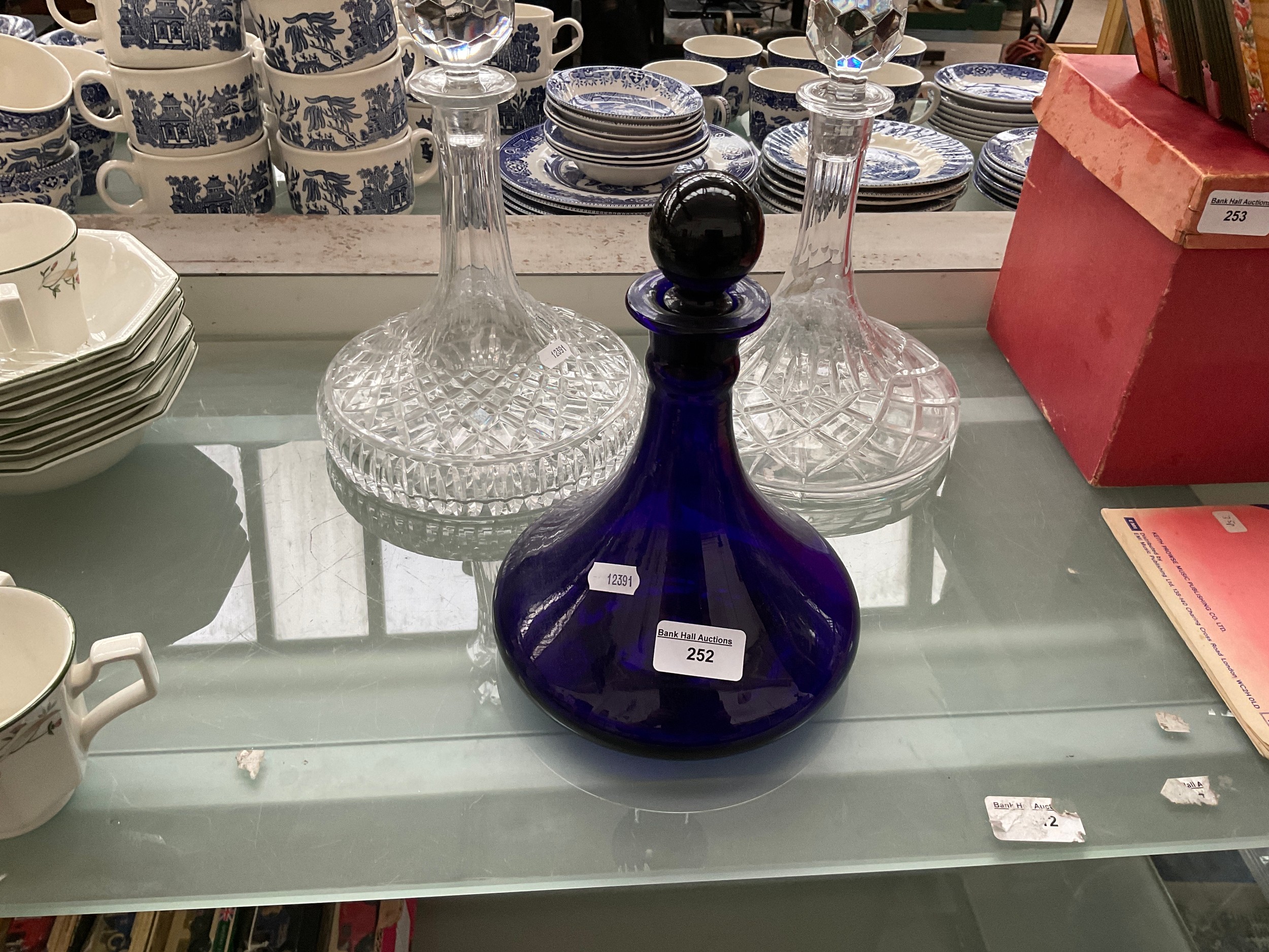 Lot 252