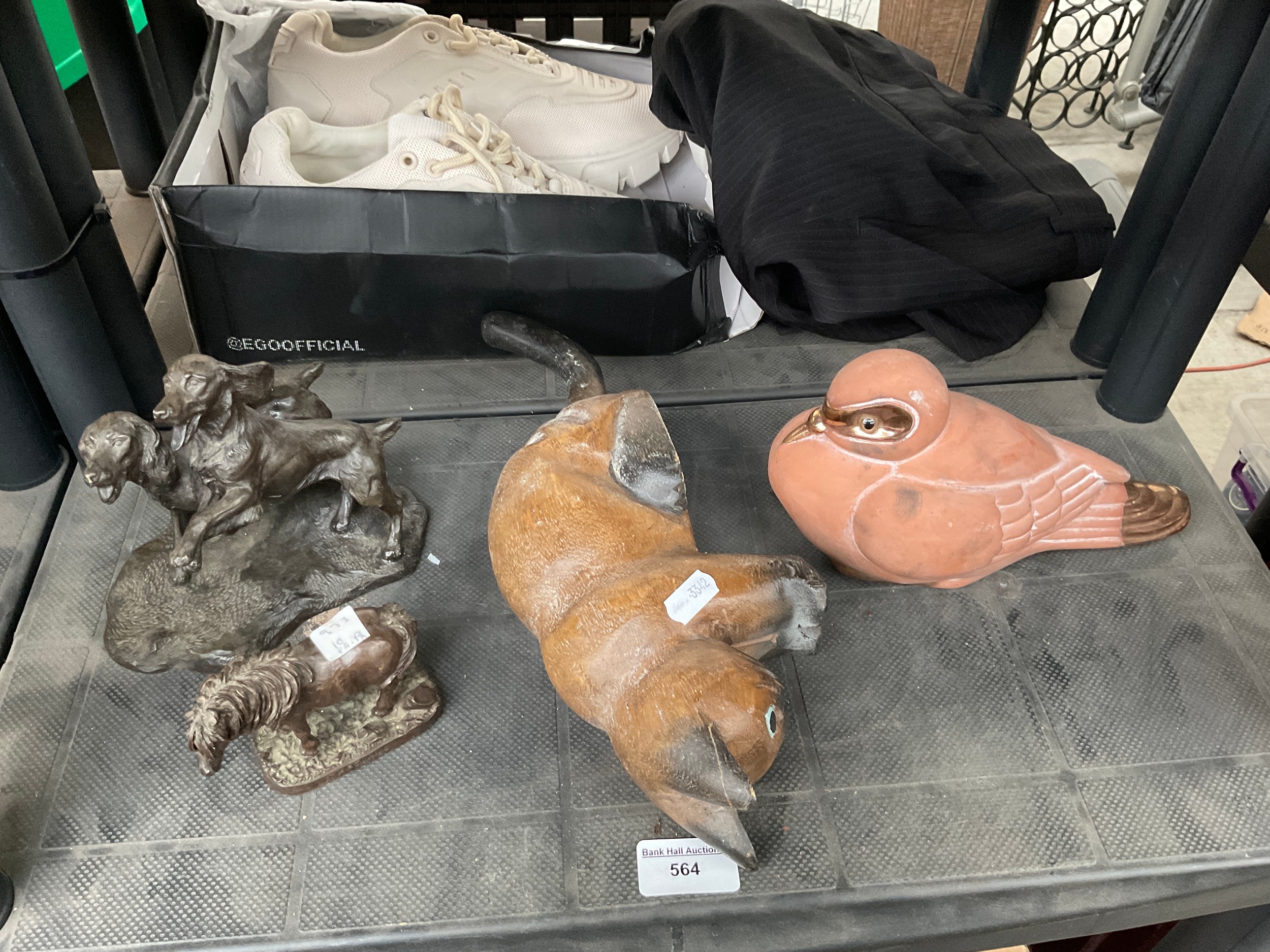 Lot 564