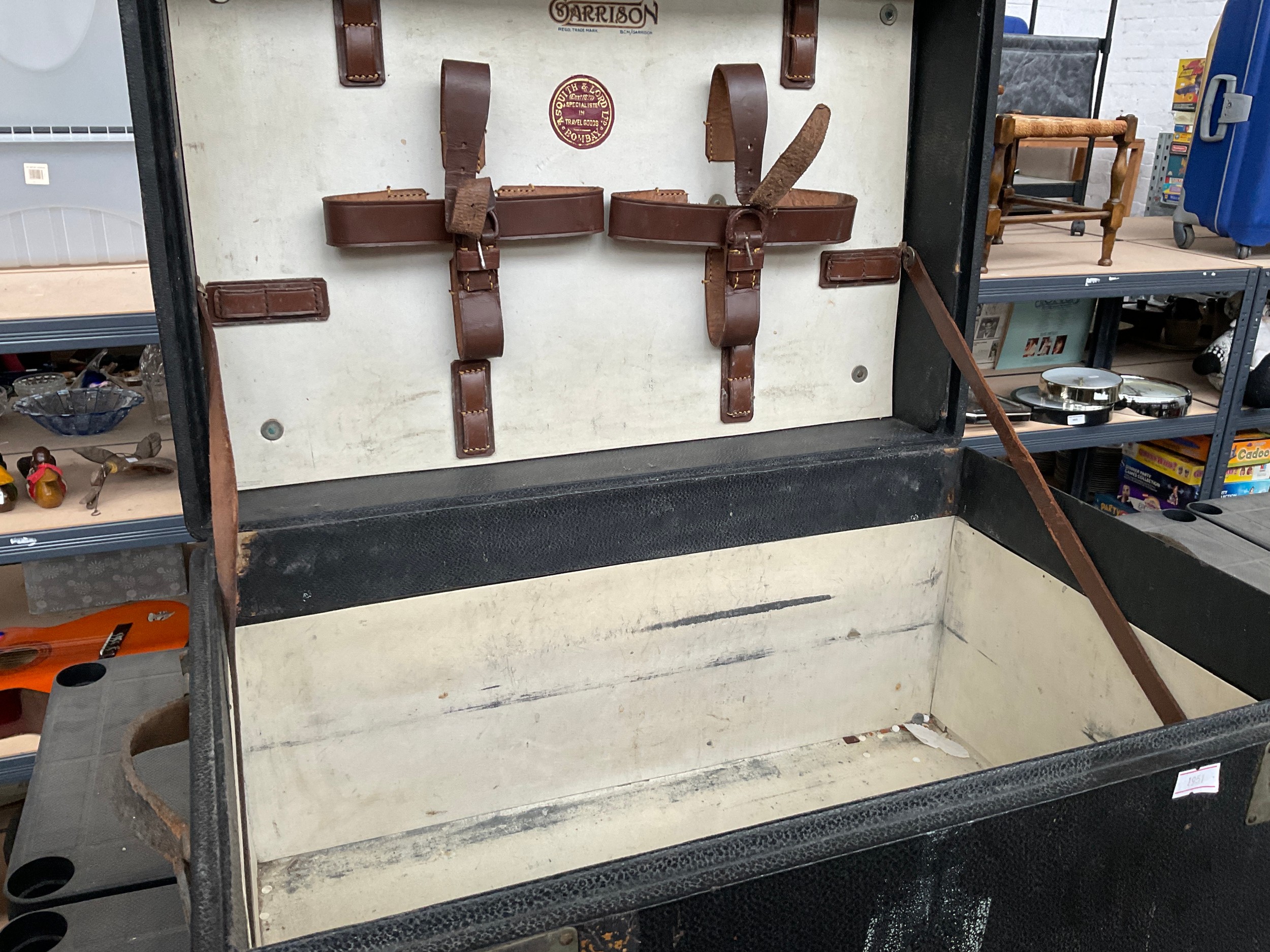 Lot 593