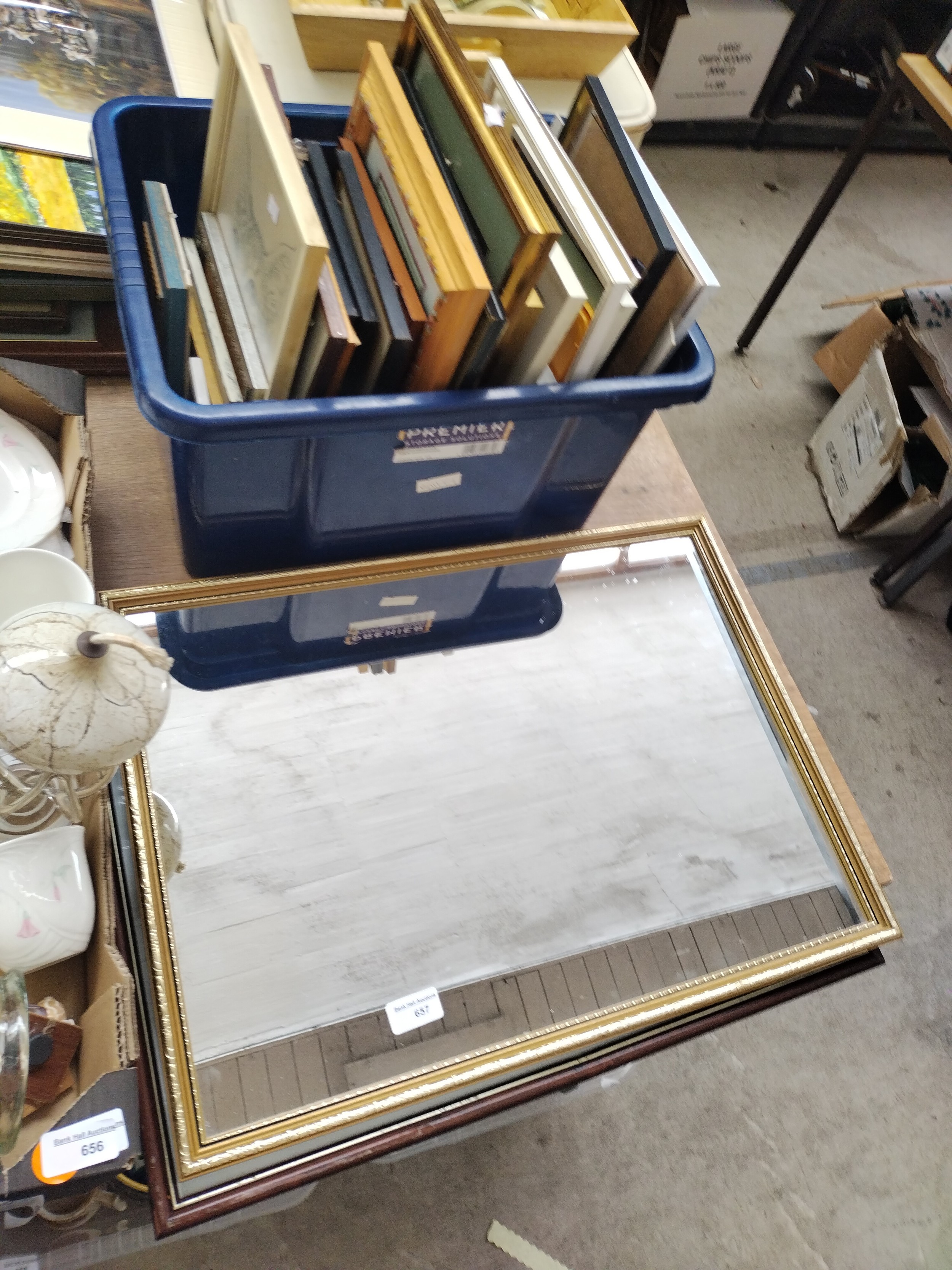 Lot inc artwork, mirror, picture frames