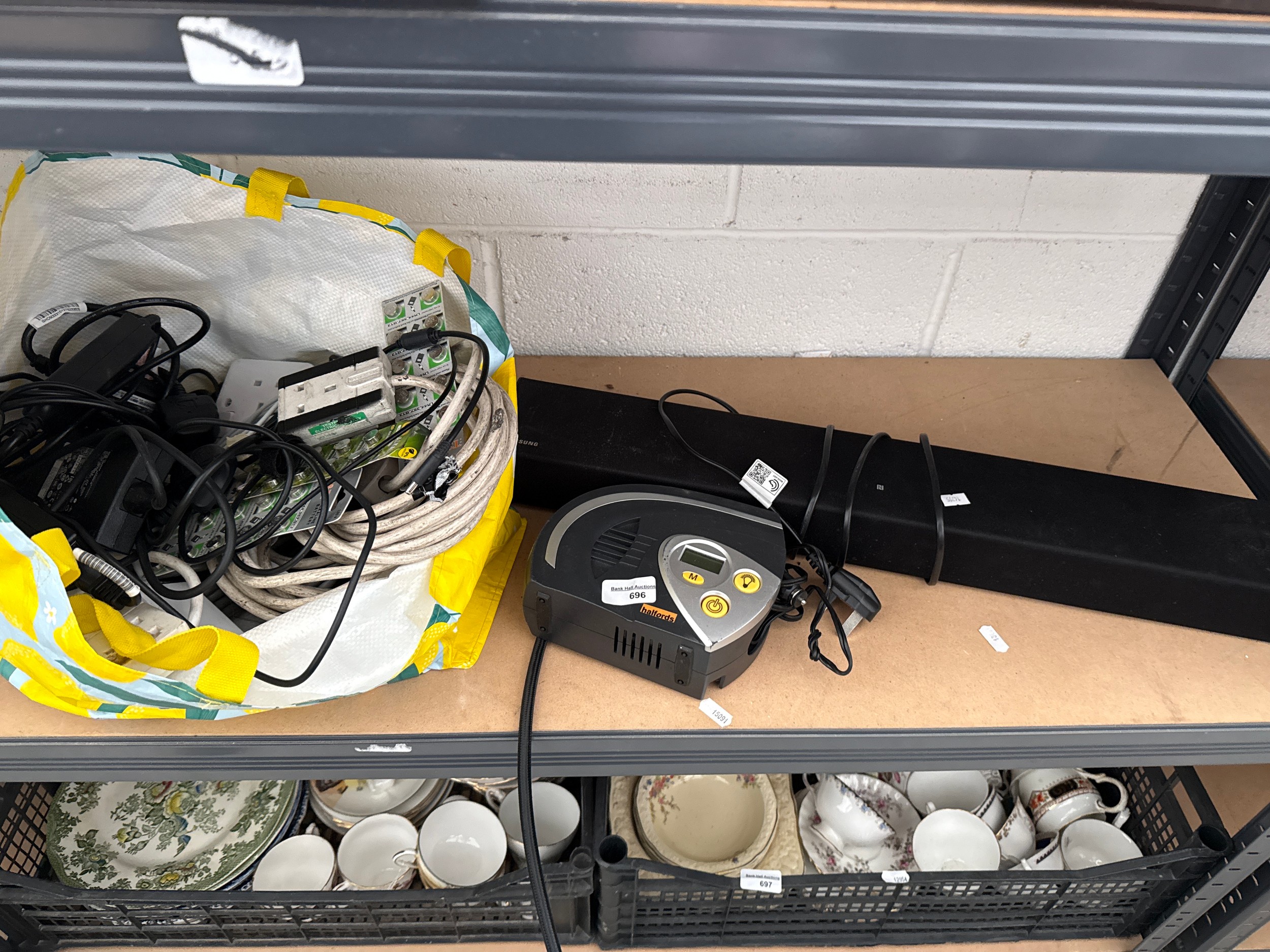 Sound bar, compressor and bag of cables