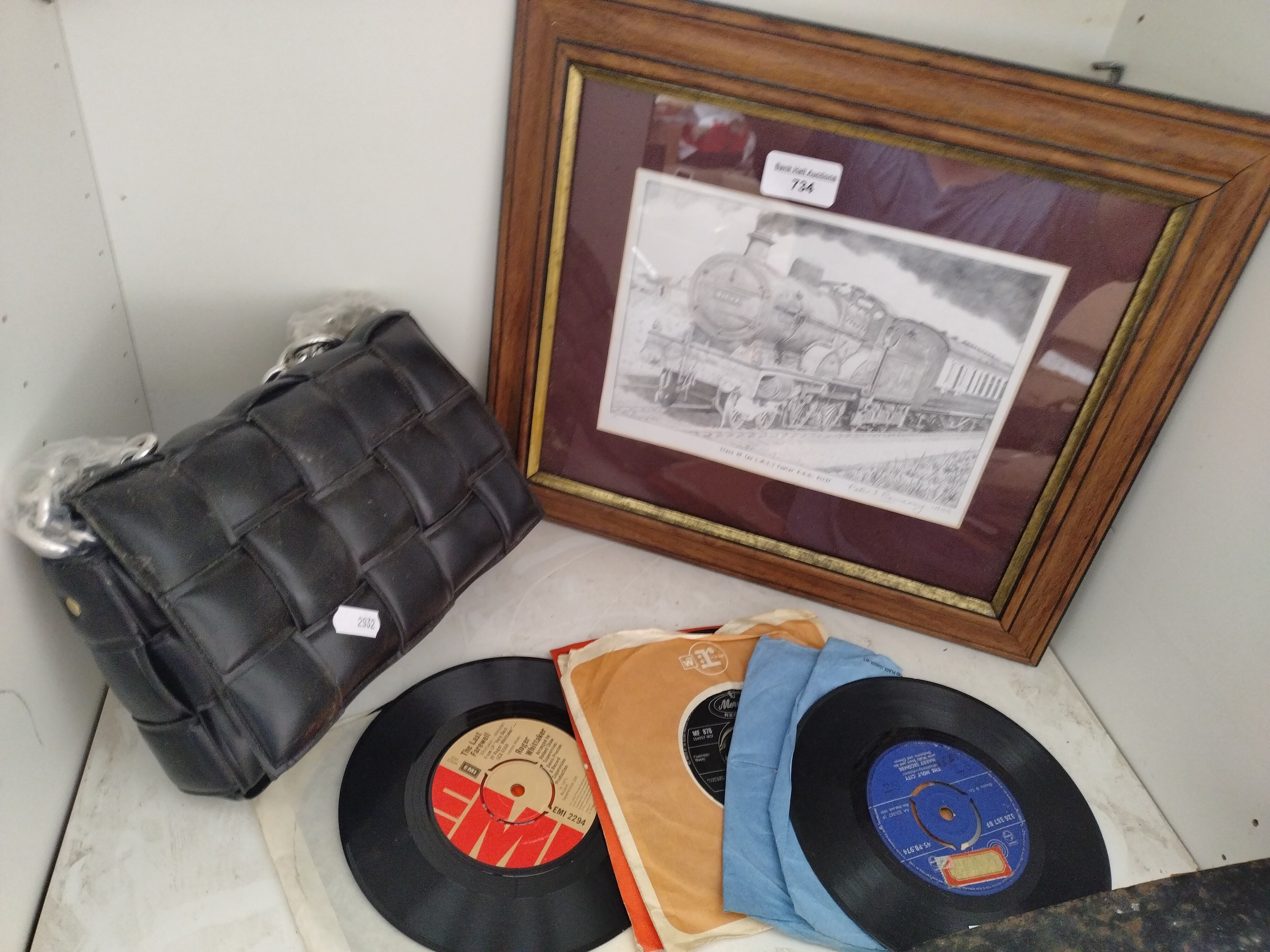 Locomotive print, handbag, vinyl 45s