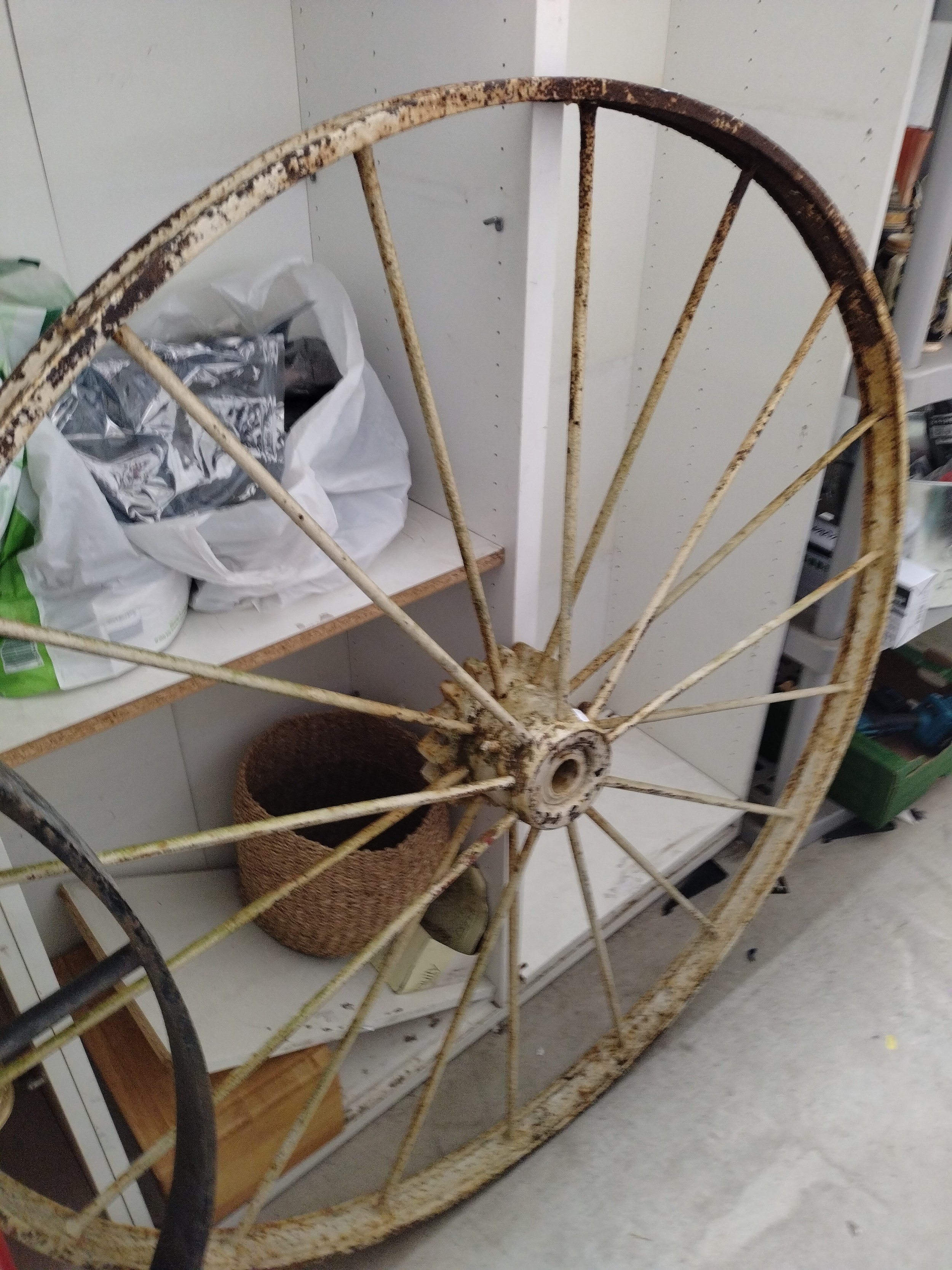 Large metal cartwheel 52"
