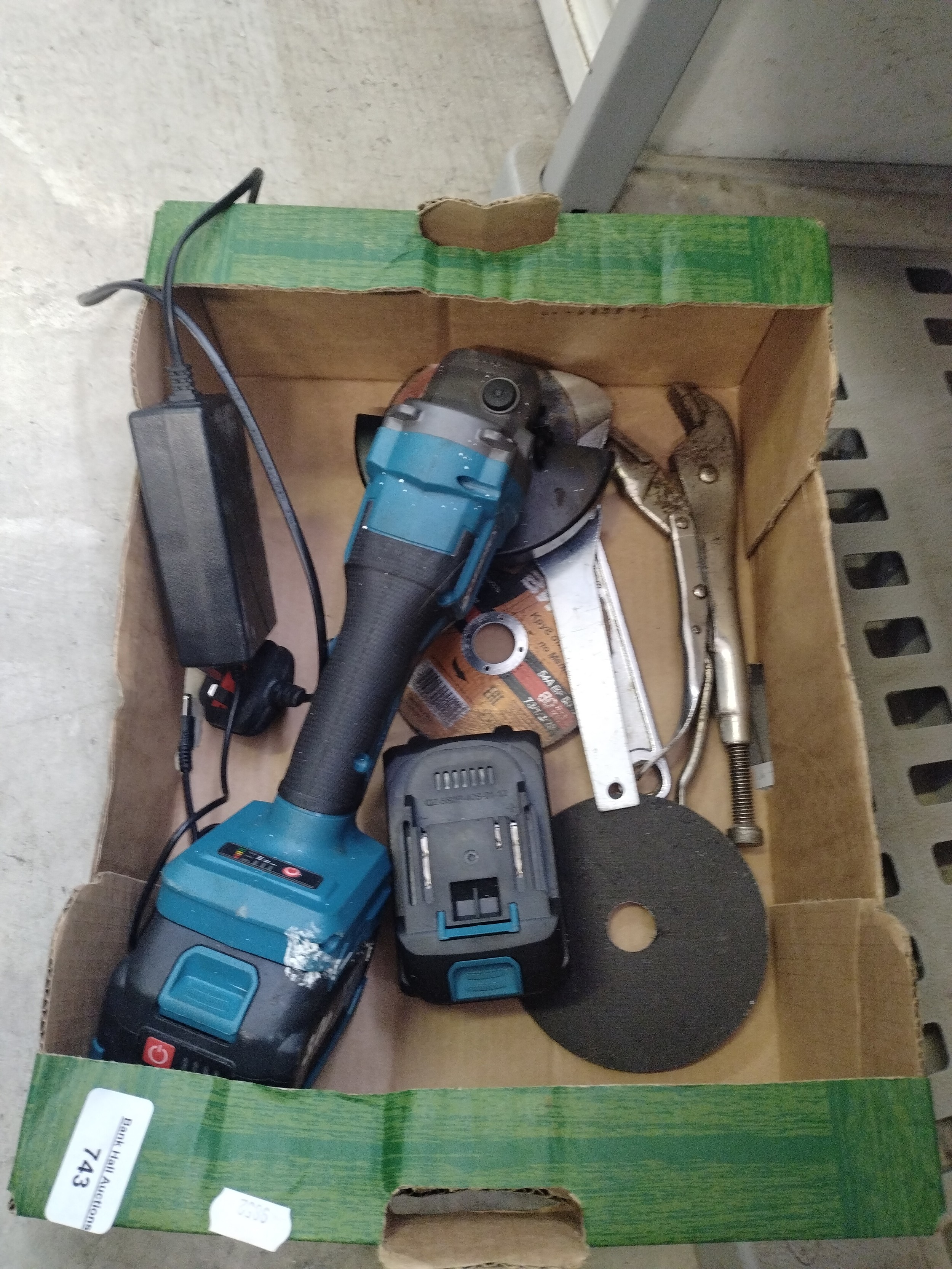 Yofidra cordless angle grinder with two batteries with charger