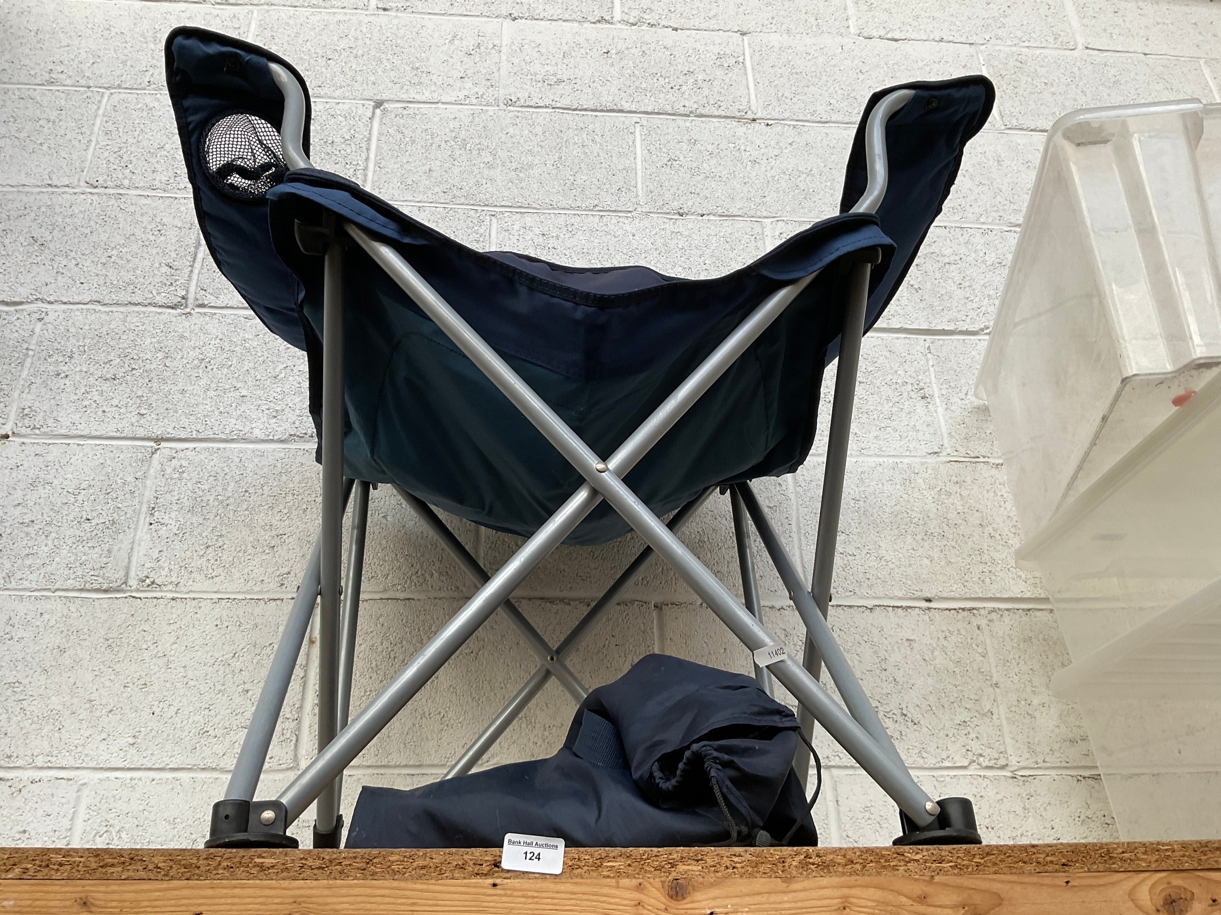 Lot 124