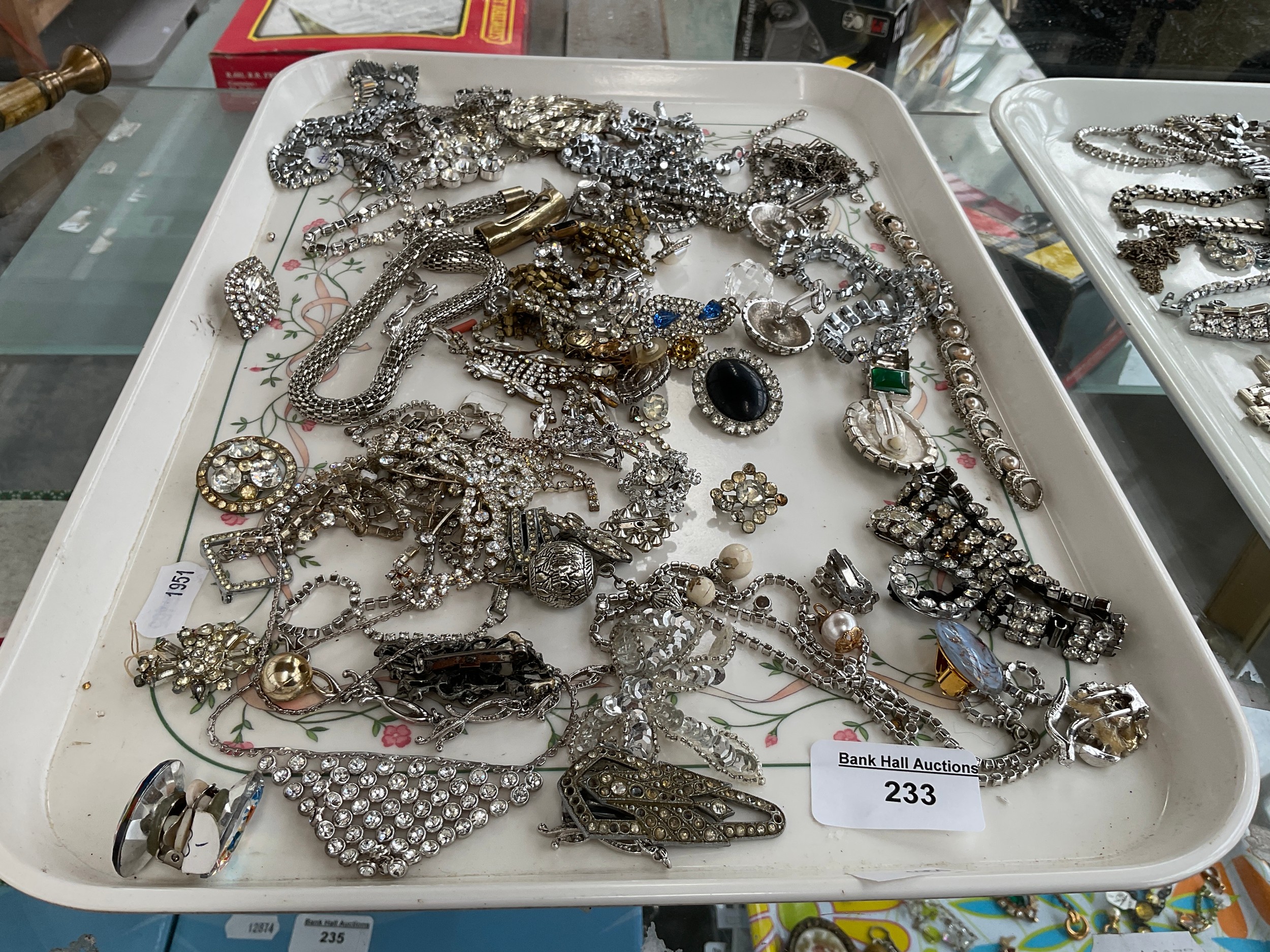 Lot 233