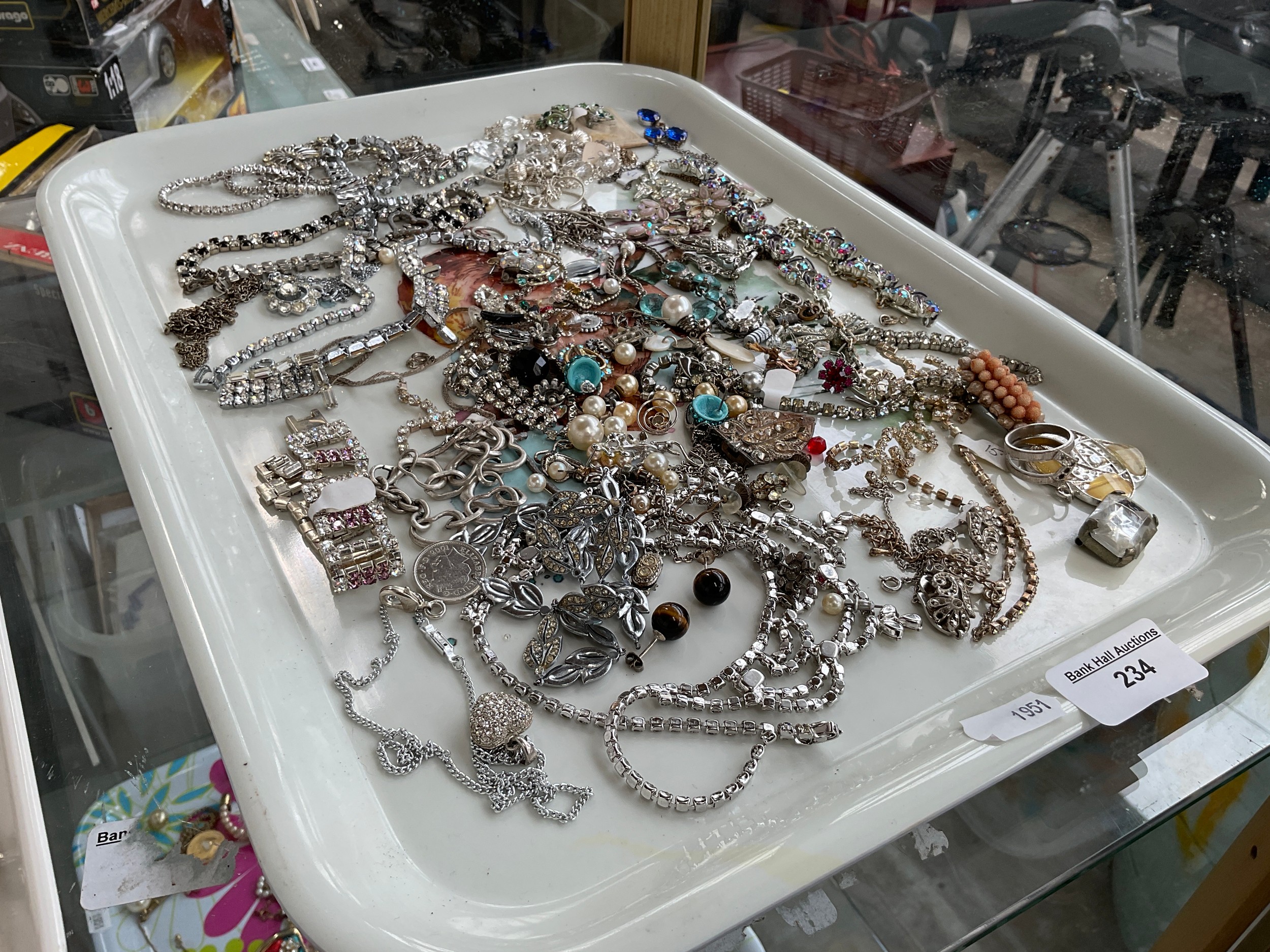Lot 234