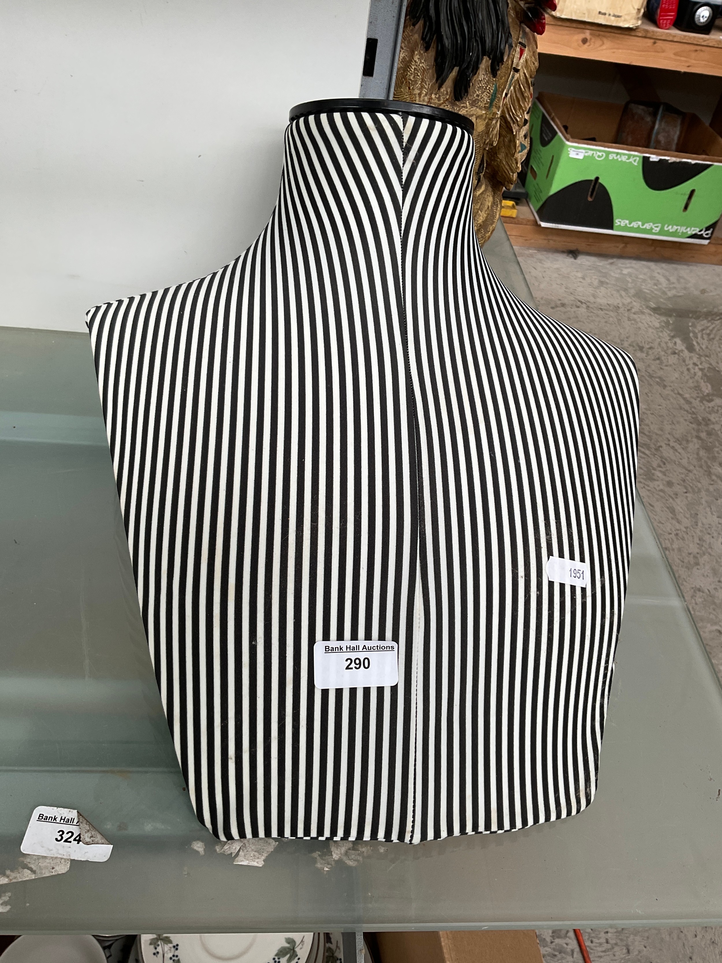 Lot 290