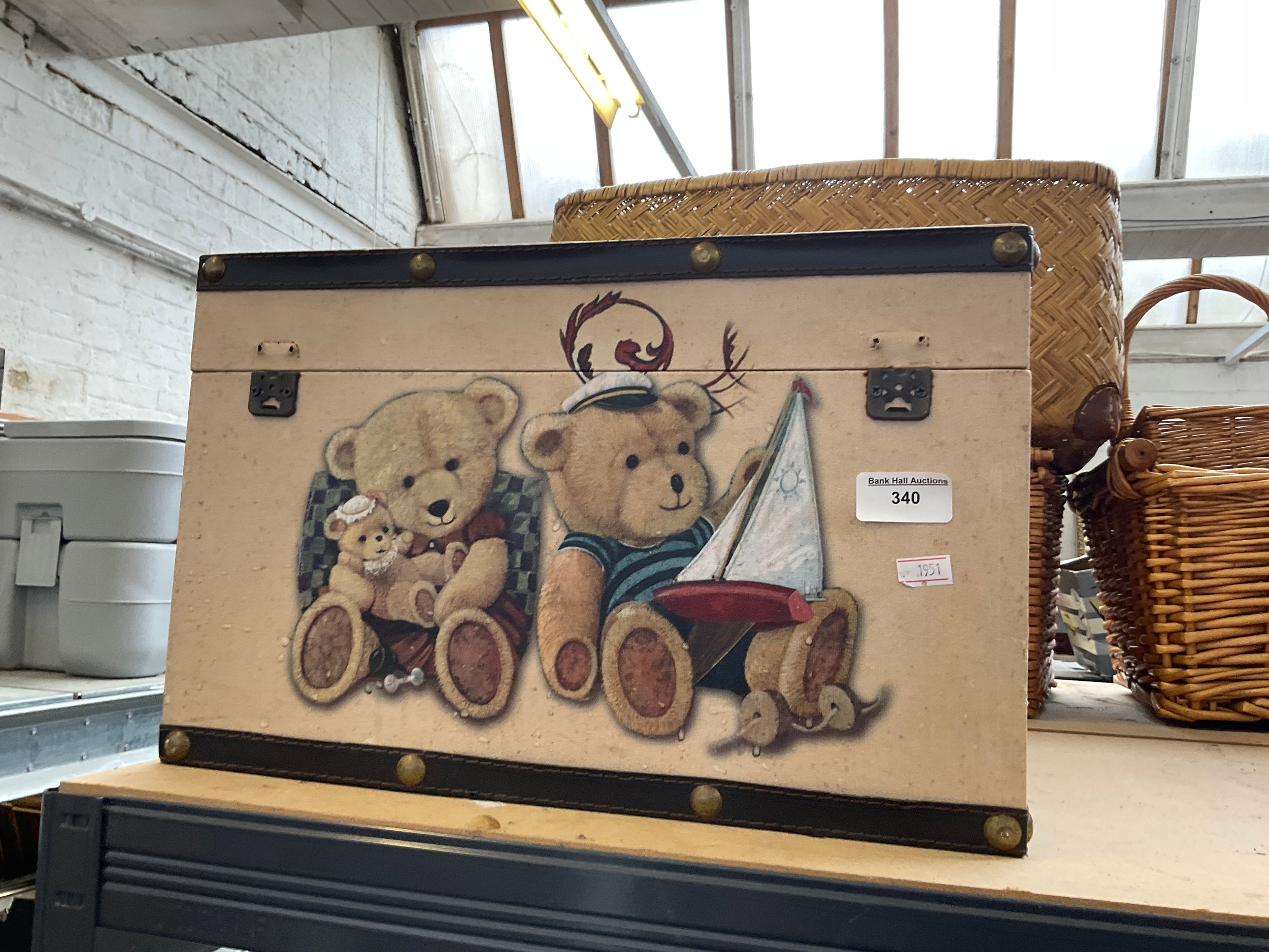 Lot 340