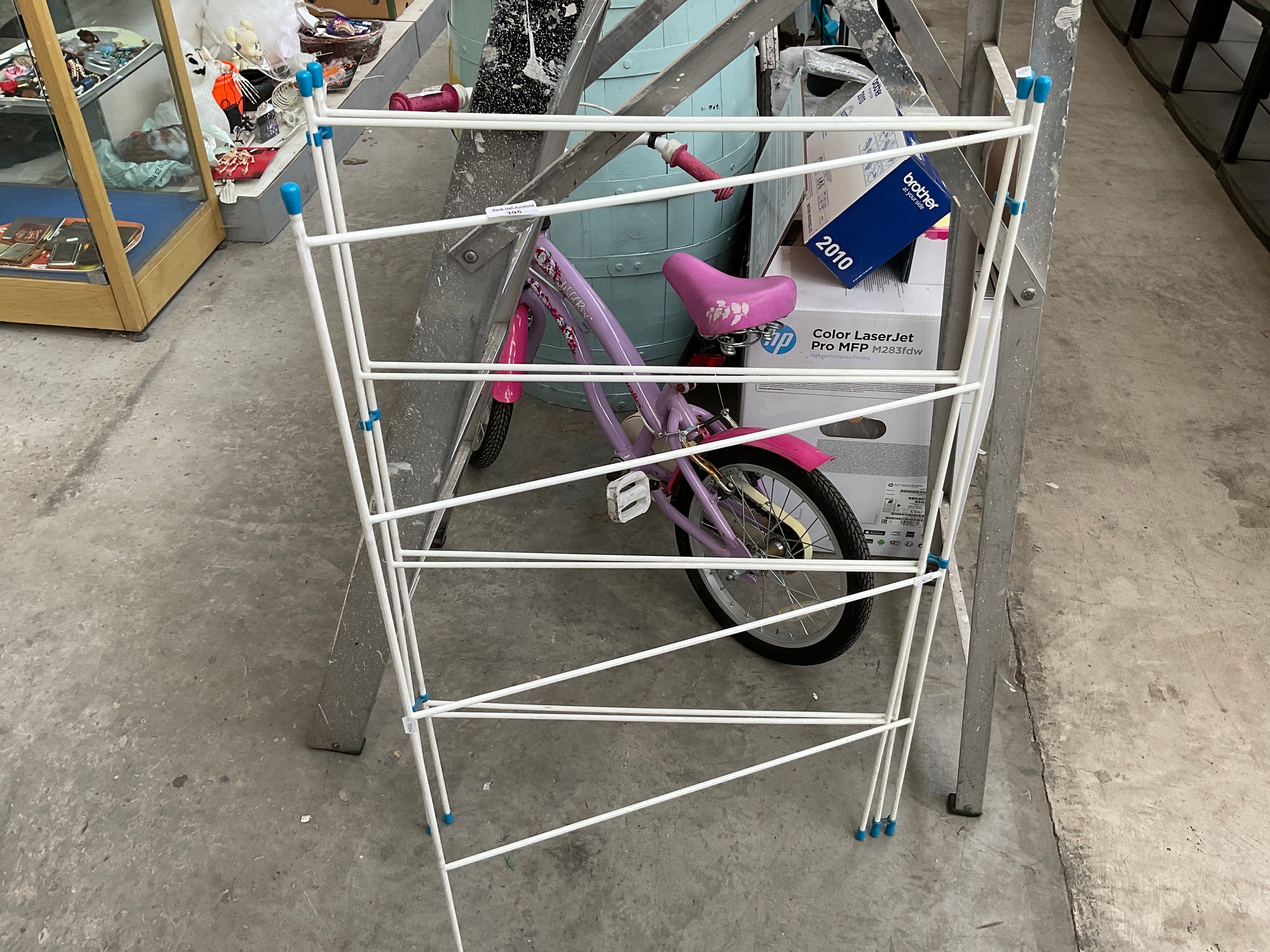 Lot 395