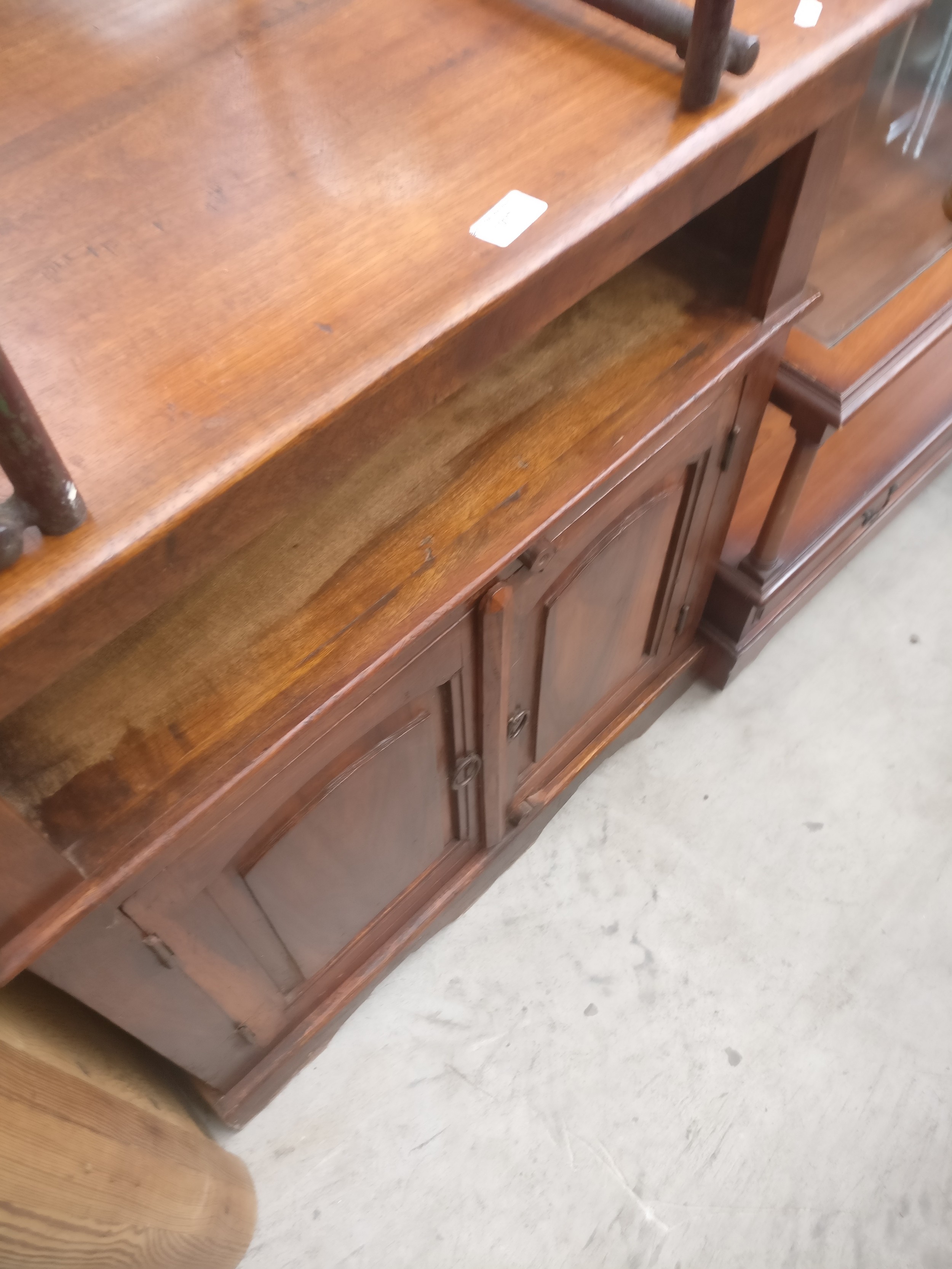 A vintage mahogany 2 door side cupboard base unit