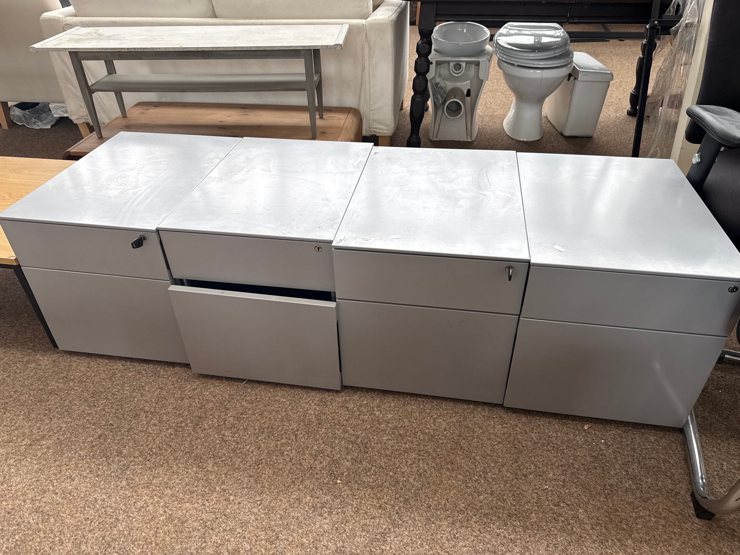 4 x low metal 2 drawer filing cabinets and a small table