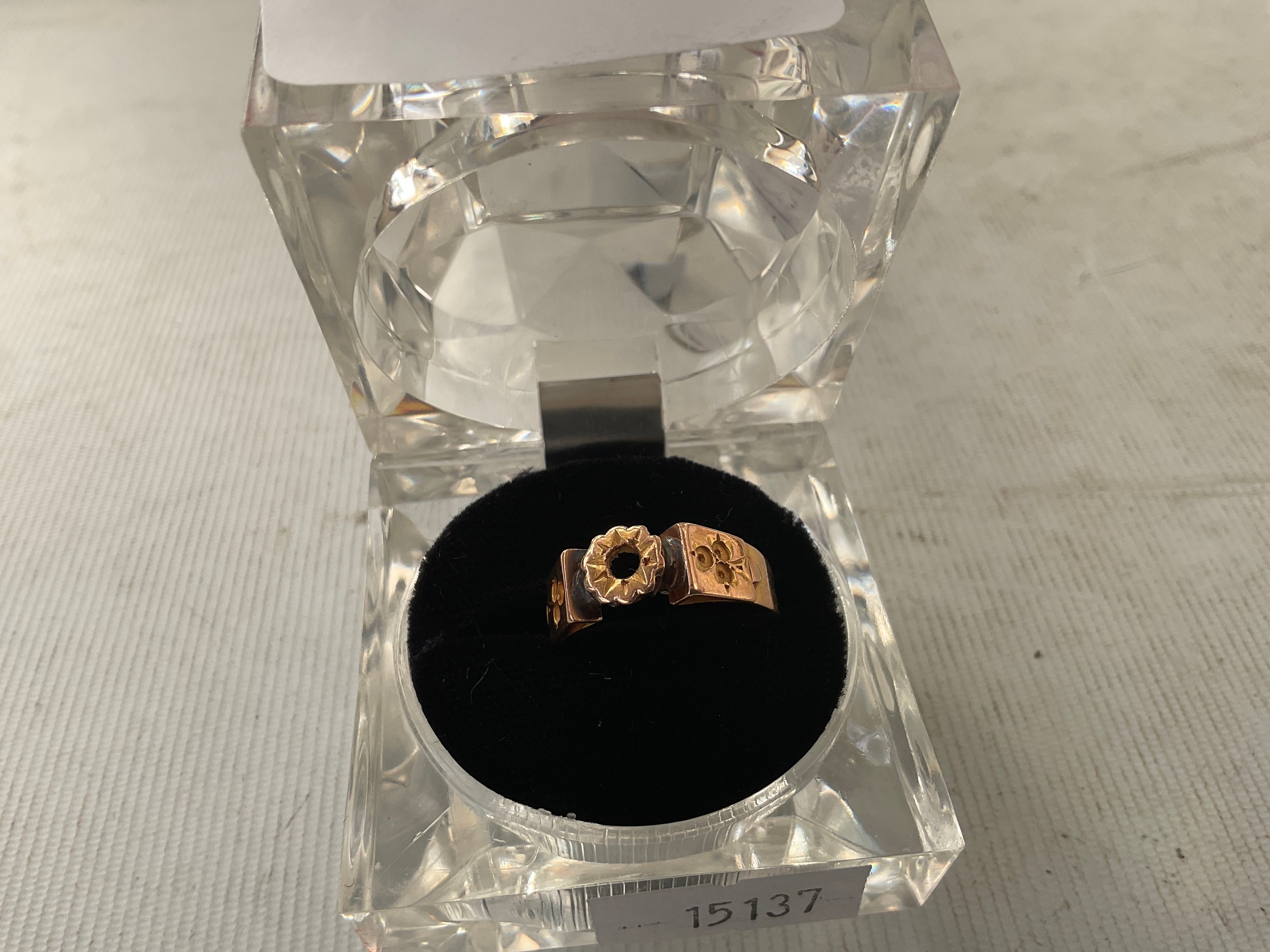 Unmarked, Antique gold coloured ring a/f, weight 2.5 grams