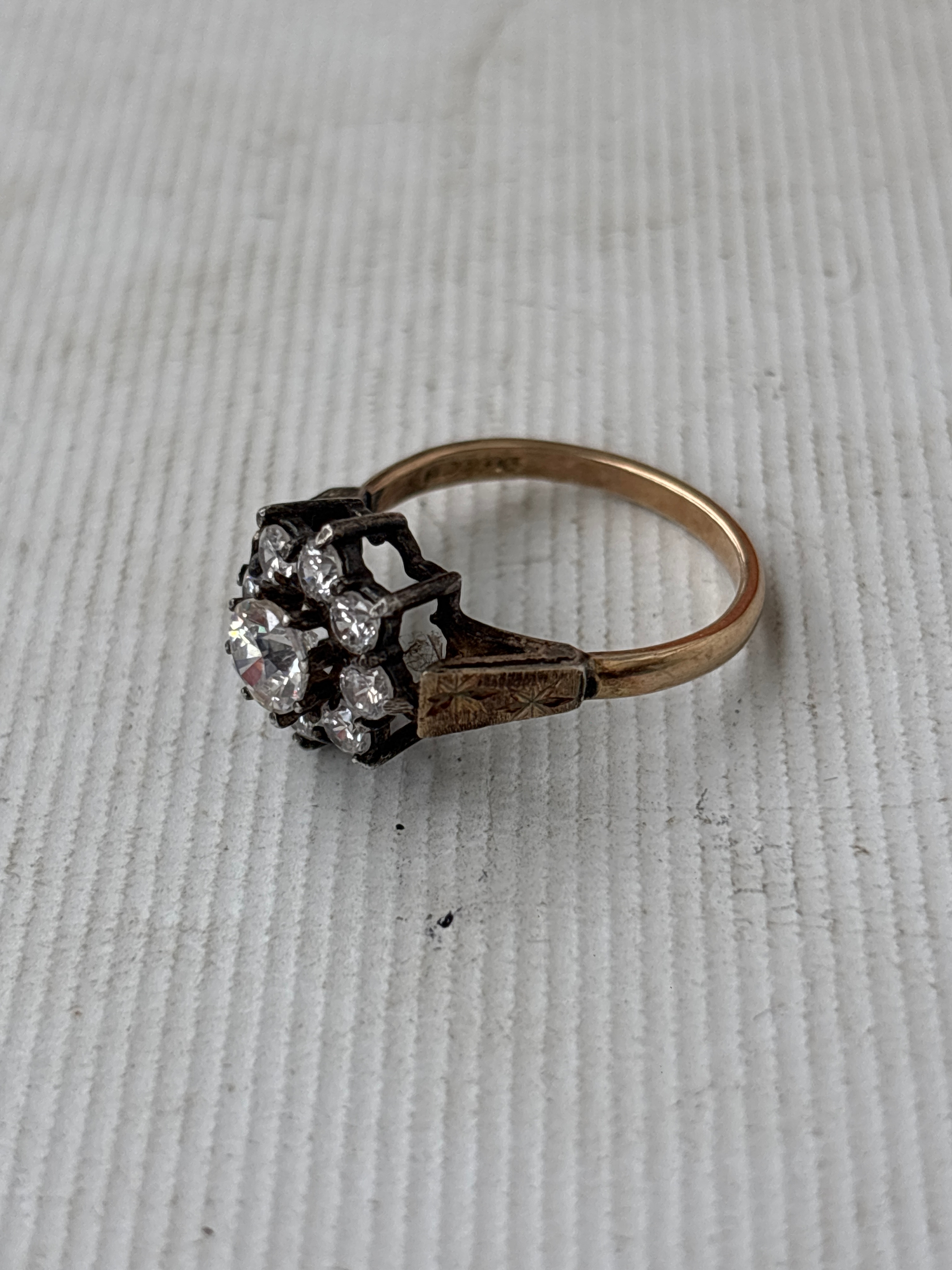 Silver Hallmarked stunning ring