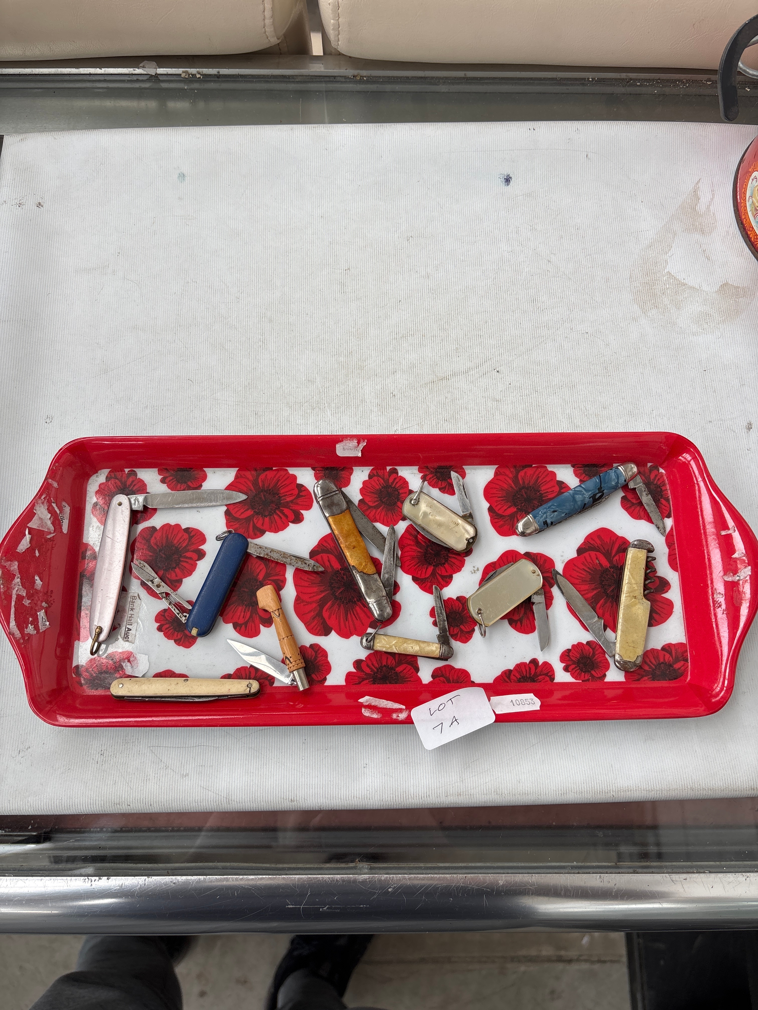 Tray of 10 pen knives some with mother of pearl