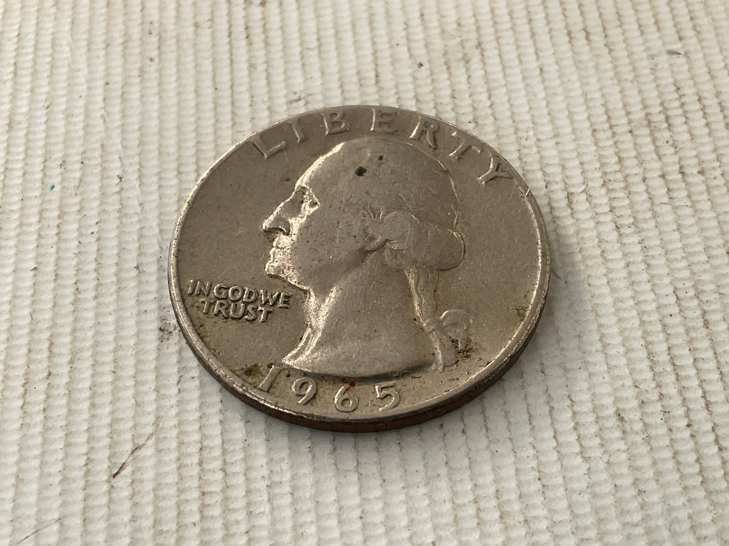 1965 American quarter dollar coin, No Mint Mark