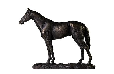 "Английская чистокровная", Ю. Роткова. Бронза, 26Х8Х21 см. В единственном экземпляре, повторы 