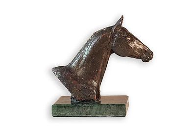 "Портрет ахалтекинца", Ю. Роткова. Гальваника, мрамор. 
17Х9,3Х16 см, вес 717 грамм.