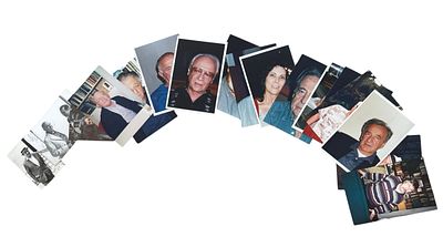 שבעה עשר צילומים של סופרים ומשוררים! מרביתם יהודים ישראלים : אברהם ב. יהושע, אהרן אפלפלד, סי. 