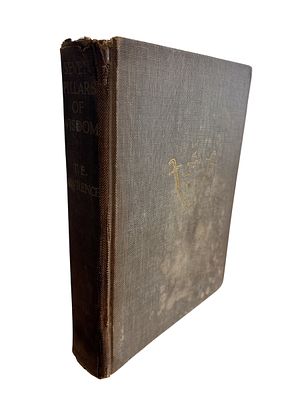 Seven pillars of wisdom : A triumph. By lawrence of Arabia. New York, 1936. Portraits, maps 