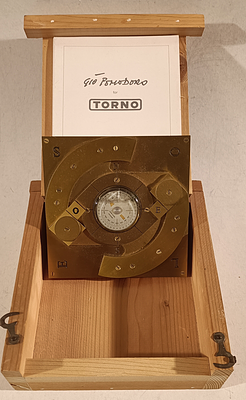 GI&Ograve; POMODORO - Sole. POMODORO GI&Ograve;Pesaro (Pu) 1930Sole1985Multiplo in ottone es. 11/12513,00x13,00x1 