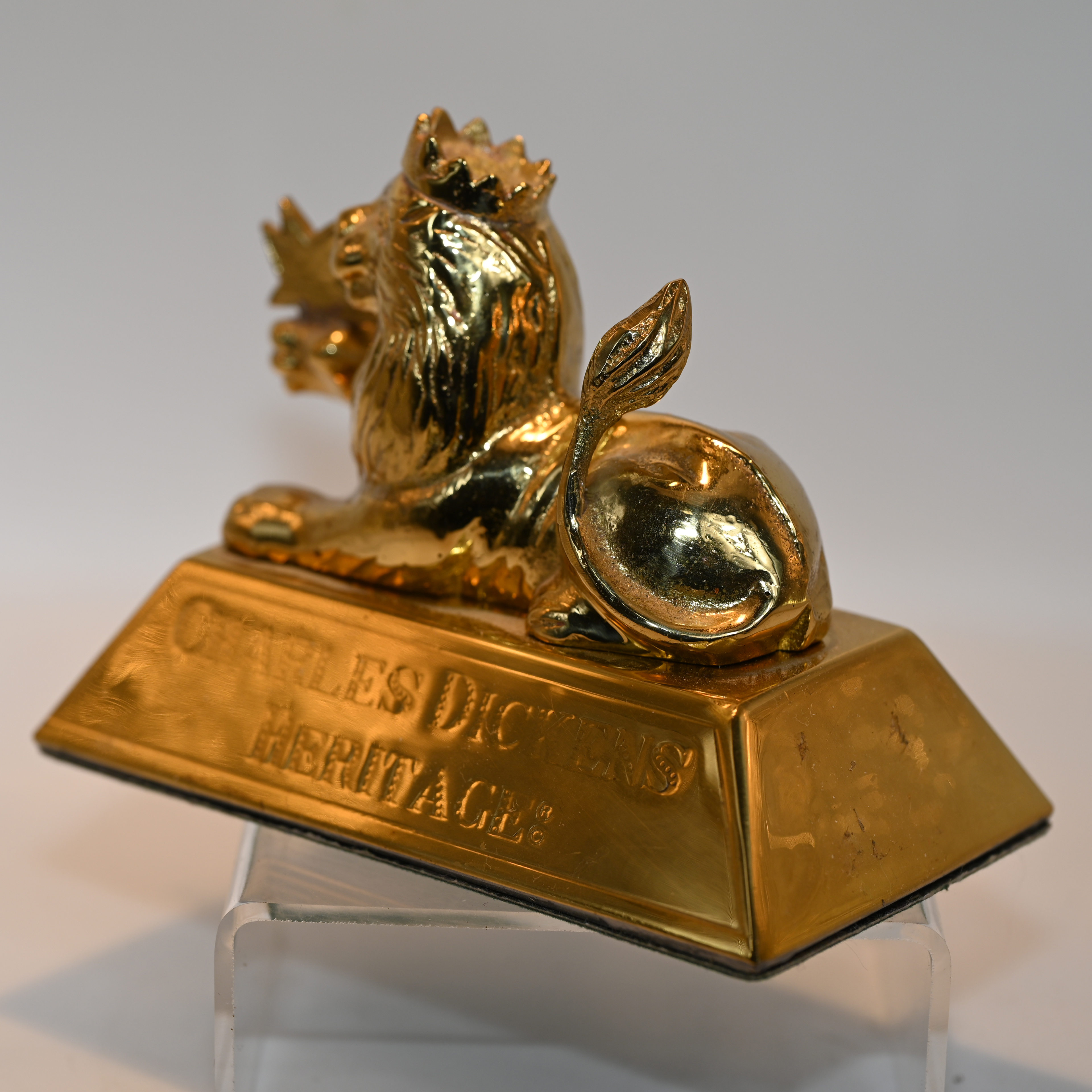 Charles Dickens Heritage Paperweight