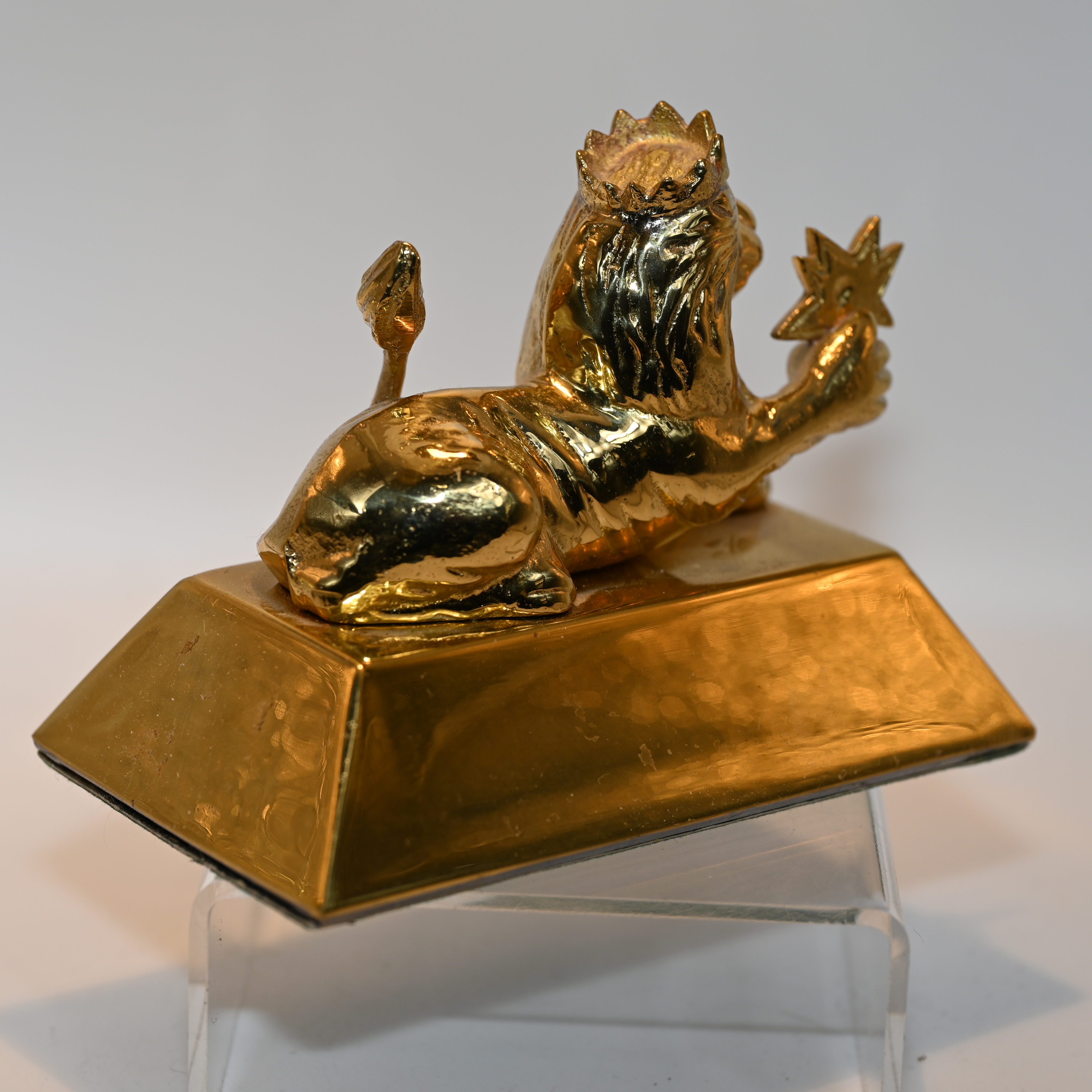 Charles Dickens Heritage Paperweight