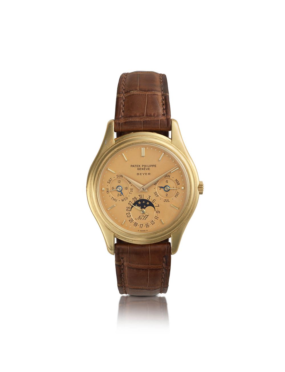 Patek Philippe 
“Beyer No. 17” 
Ref. 3940, No. 770 017, circa 1985 
A 18k yellow gold automatic 