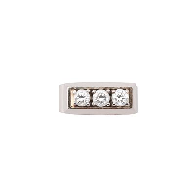 BruggmannDiamond three stone ringOf geometric design, horizontally set with three circular-cut 