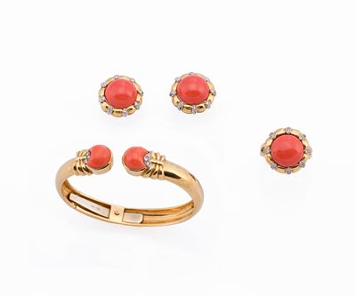 Suite of coral and diamond jewelry, Italy. Suite of coral (Corallium japonicum) and diamond 