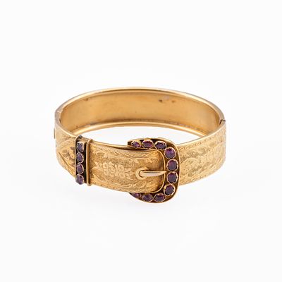 Antique gold and garnet buckle cuff bracelet, Napol&eacute;on III periodOf belt design, gold richly 