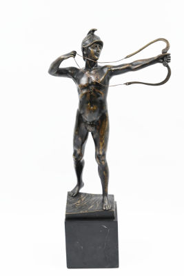 Bruno Zach (Austria, 1891-1935) - warrior with bow and arrow, bronze statue. 
Signed -Bruno 