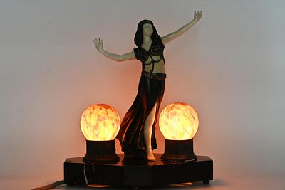 Table lamp - dancer statue. France 
Table lamp - magnificent I-V-O-R-Y bronze dancer statue 