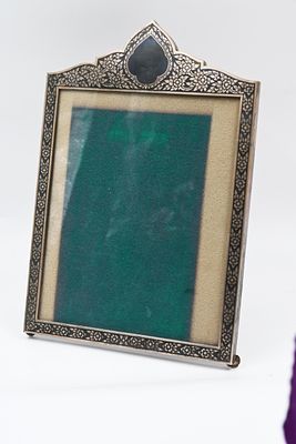 Silver picture frame, Thailand. 
Silver picture frame, Thailand, signed, decorated with black 