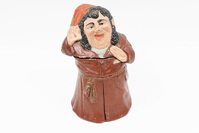 קופסה לטבק/עוגיות אנטישמית מחרס, אוסטריה 
קופסה לטבק/עוגיות אנטישמית מחרס (Terracotta) 