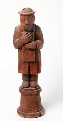 פסל עץ אנטישמי, אירופה, חתום, מגולף ביד, פגמים ותיקון, חתום, גובה: 23 ס'.