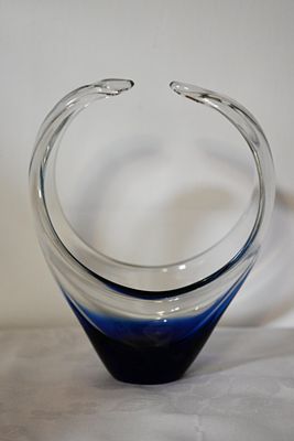 MURANO glass serving bowl in shades of blue, height: 25 cm.