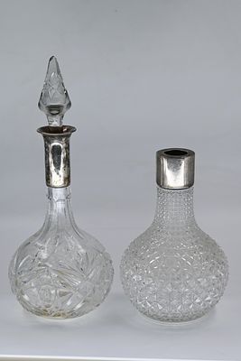 Antique and high-quality German decanter and vase - crystal and silver 
An antique and 