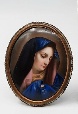 ציור פורצלן, מריה 
ציור מריה על פורצלן, דוגמה נאה ביותר לאמייל בעבודת יד מסוף המאה ה-19, תחילת 