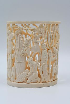 Hand-carved, sawn and carved "War with the Romans" signed by the artist Rapaport, handmade 