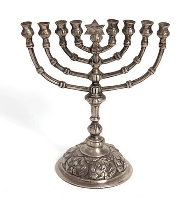Upright Chanukah – Austria. Weight: 445 grams. 
Upright Chanukah. Austria, 19th century or 